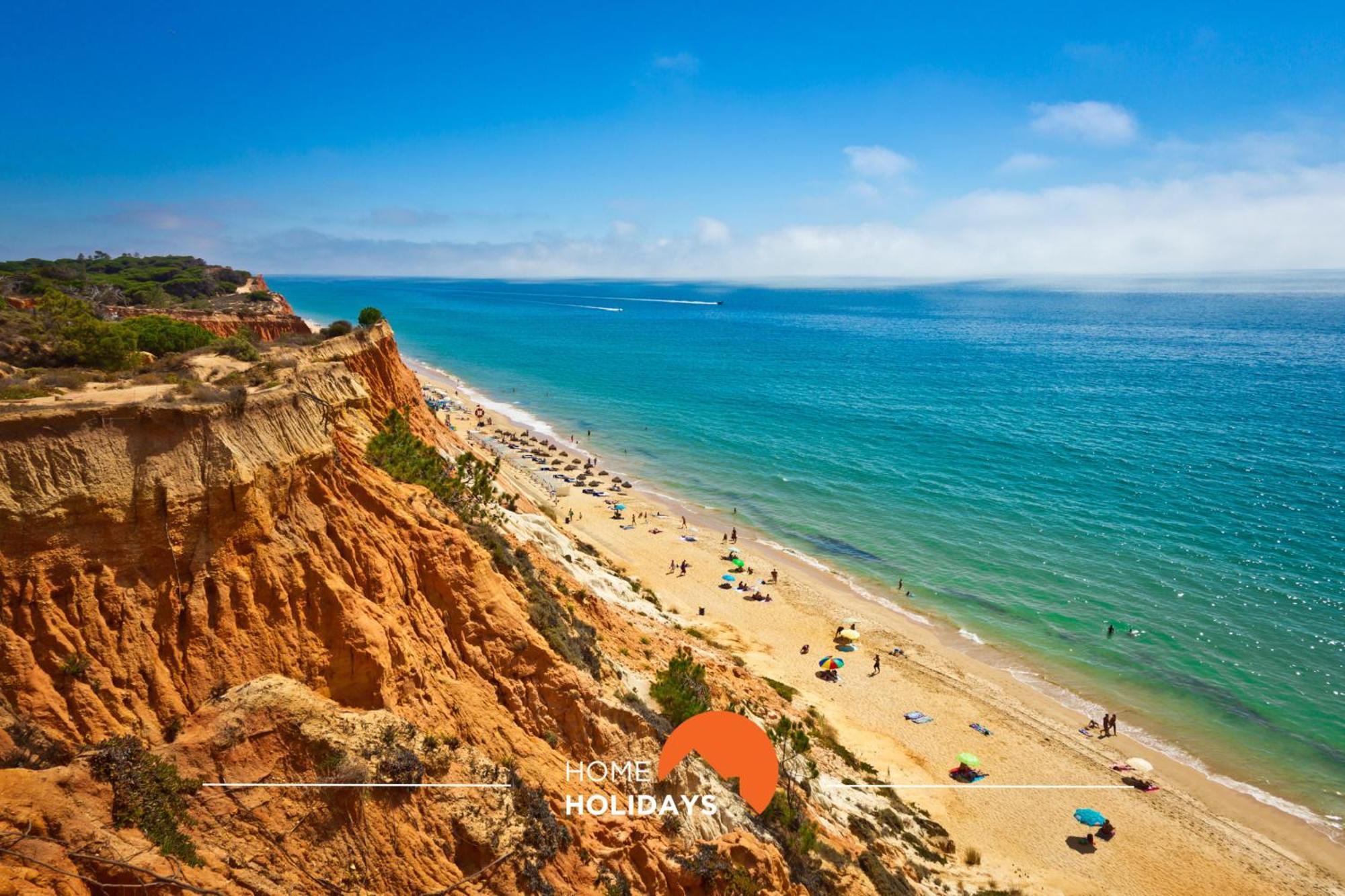#309 Marine By Holidays Apartment *